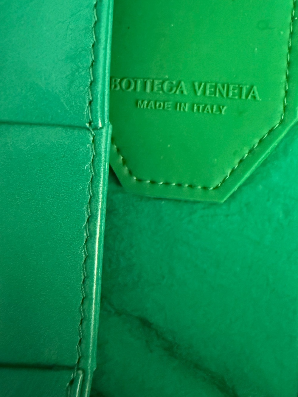 Bottega Veneta Cassette Crossbody Bag Maxi Intrecciato Leather Mini (Green) - Picture 7 of 14
